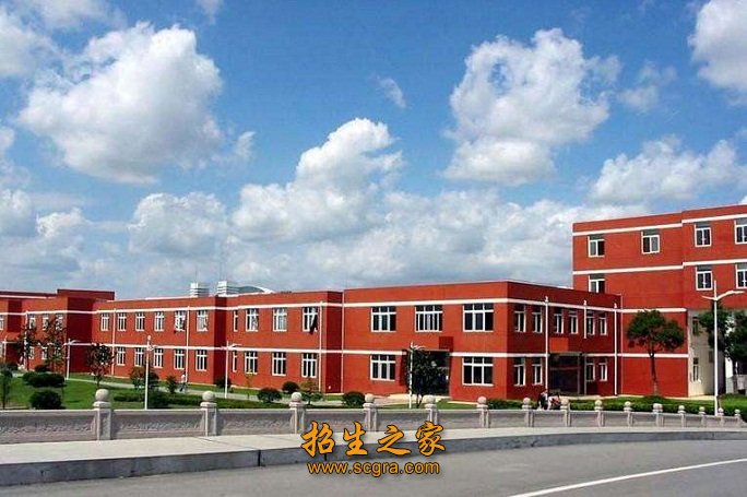 四川托普计算机职业学校