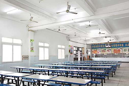 重庆市南丁卫生学校食堂情况