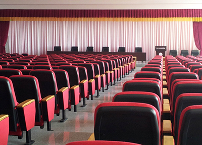 学术报告厅.jpg 学术报告厅.jpg