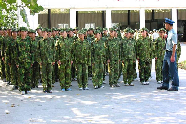 自贡飞鱼职业学校