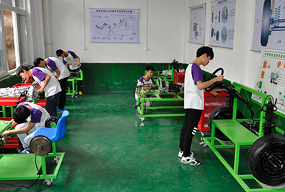 成都汽修学校汽车全能技术班招生