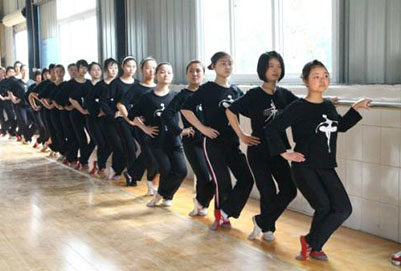 贵阳幼师学院五年制大专毕业工资待遇是多少