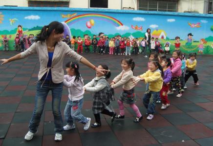 贵州二胎政策打开幼师专业就业前景怎样