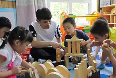 重庆幼师用爱成为沟通幼儿心灵的桥梁