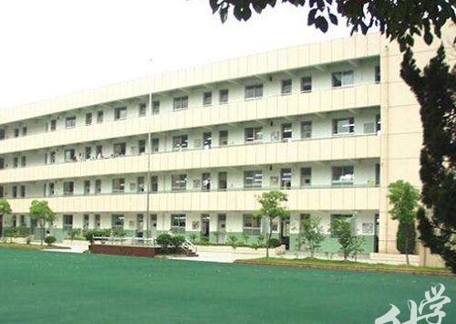 敦化第一职业高中