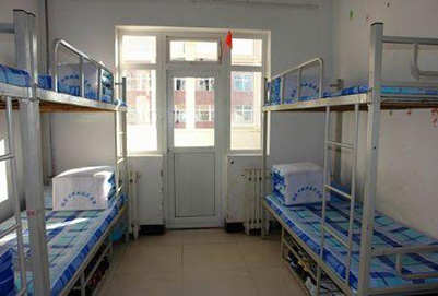 成都华夏卫校的宿舍条件