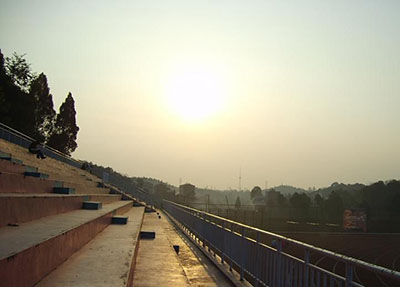 学校风景.jpg 学校风景.jpg