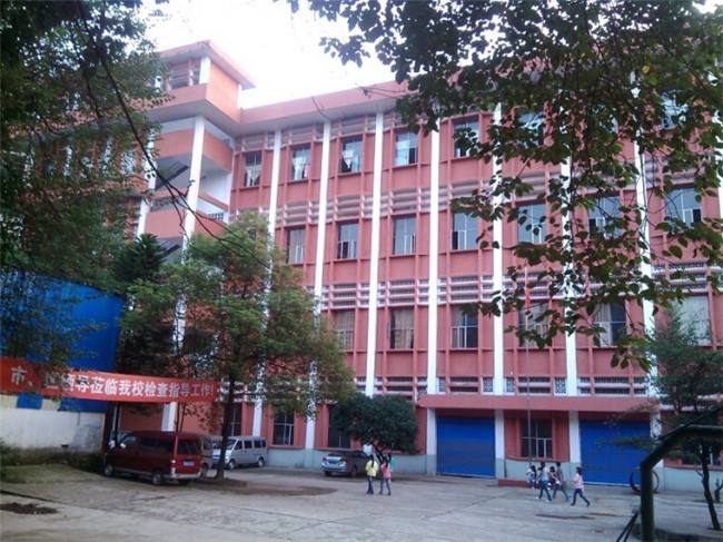 宜宾翠屏电子职业技术学校怎么样