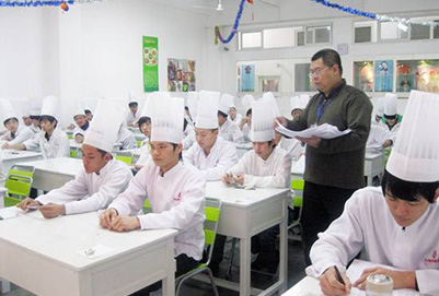 成都厨师烹饪学校分享厨师专业前景