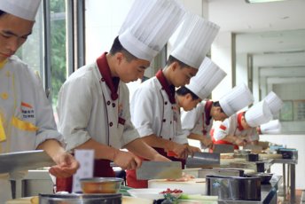 成都烹饪职业学校,2023年报名条件及招生对象怎样