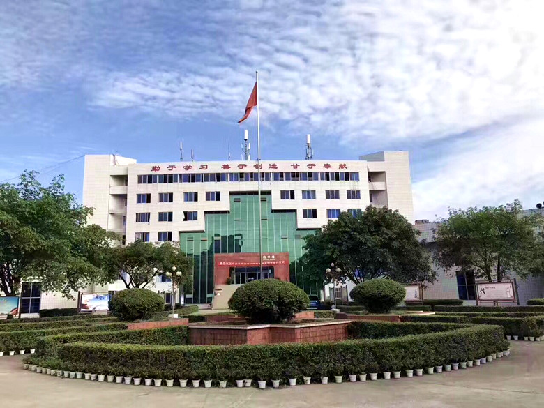 四川国盛技工学校校园环境怎么样