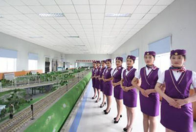 选择成都铁路航空学校就是选择不一样的未来