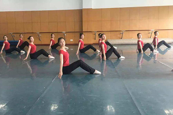 2023年初中毕业读学前教育专业前景怎么样?