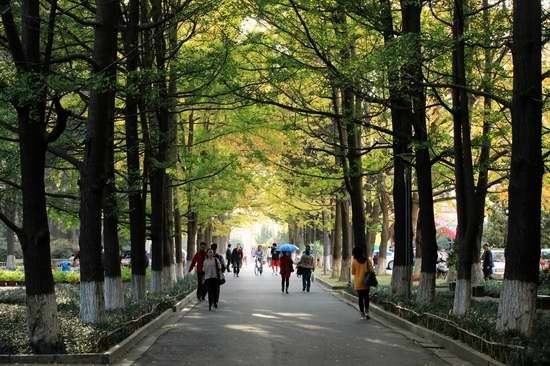 贵阳市航空高铁学校环境如何？有什么优势？