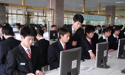 四川计算机多媒体技术专业需要多少分