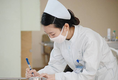 成都卫生学校职业护士注册的四个条件