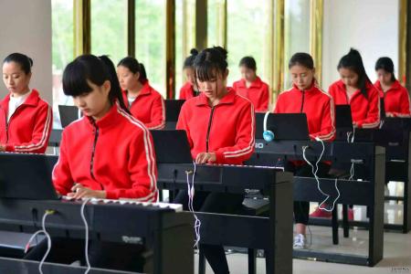 初中生可以去贵州哪个职业学校读学前教育