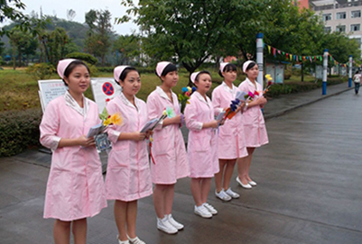 重庆卫校解析女生学习高级护理怎么样