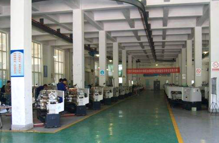 贵阳电子职业学校林东校区汽修专业实训基地