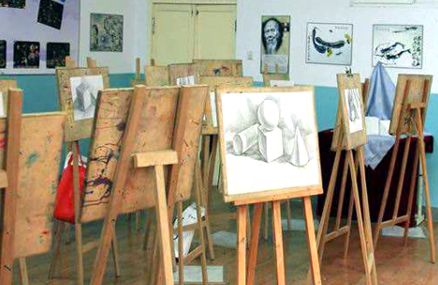 贵阳电子职业学校林东校区美术专业实训室