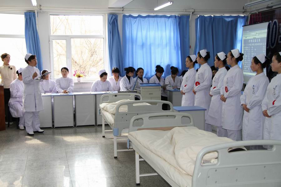 重庆红十字卫校的临床医学就业前景怎么样