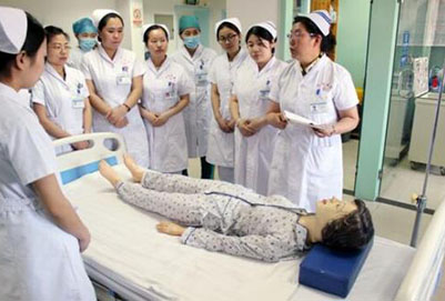 重庆卫校护士执业资格考试2024年报名条件