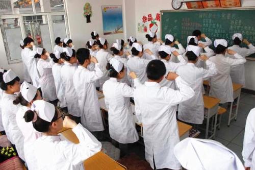 贵州护理专业课程设置如何,贵阳中医药大学卫校