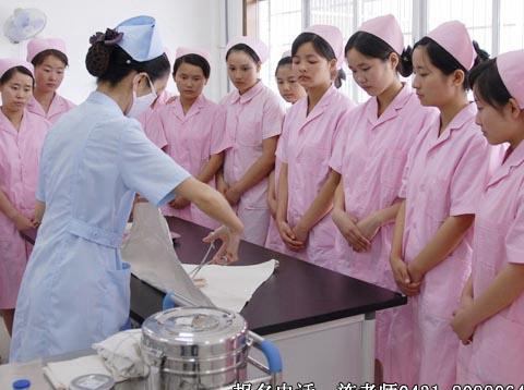 重庆红十字卫校高级护理专业课程有哪些