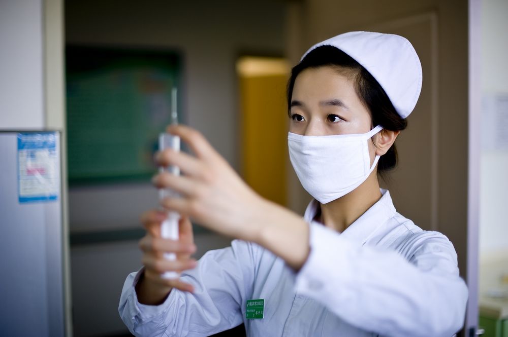 成都卫生学校很好、而且容易就业。