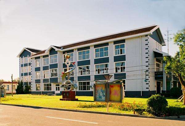 成绩不好最好的出路就是读职业学校