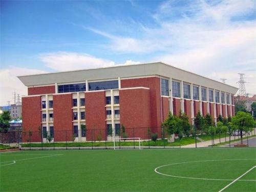 成都希望职业学校校园环境好吗？