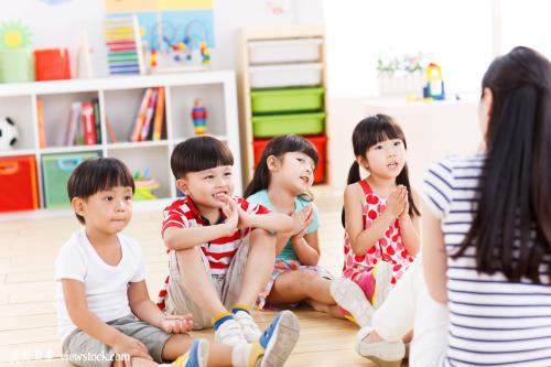 四川读哪所学校的幼师好就业？