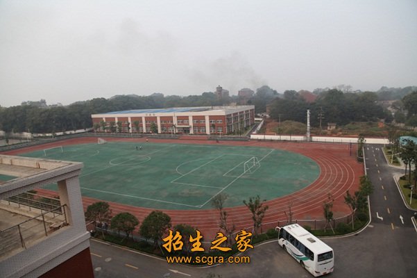 学校操场